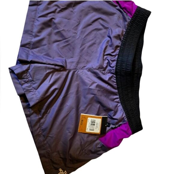 The North Face WMNS TNF X SHORT SIZE  NWT XS & XL - Picture 4 of 9
